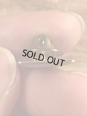 80年代頃のClickのエナメル加工のビンテージピンバッジ