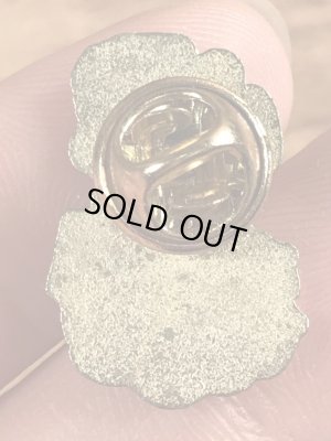 80年代頃のサンタクロースのビンテージピンバッジ