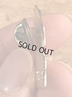 80年代頃のルーニーテューンズのバッグスバニーのヴィンテージピンズ