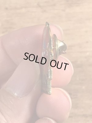 80年代頃のルーニーテューンズのバッグスバニーのビンテージピンバッジ