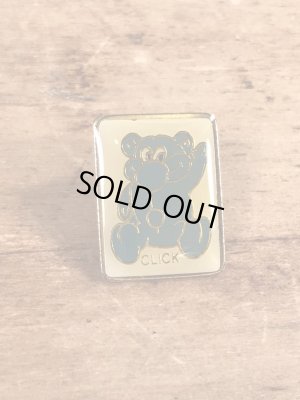 80年代頃のClickのエナメル加工のビンテージピンバッジ