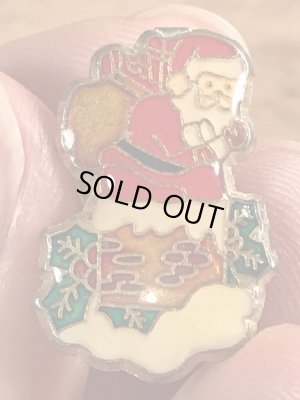 80年代頃のサンタクロースのヴィンテージピン