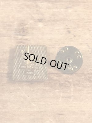 80年代頃のClickのエナメル加工のビンテージピンバッジ