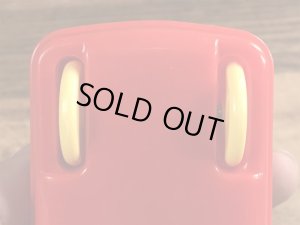 リトルタイクス社製のトドルトッツのヴィンテージ1人乗り車