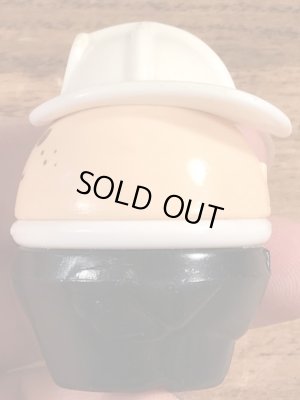 80年代頃のリトルタイクスの白のヘルメットの消防士のヴィンテージトドルトッツ