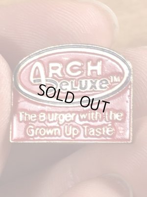 90年代頃のマクドナルドのビンテージピンバッジ