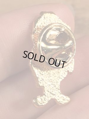 80年代頃のマクドナルドのバーディーのビンテージピンバッチ