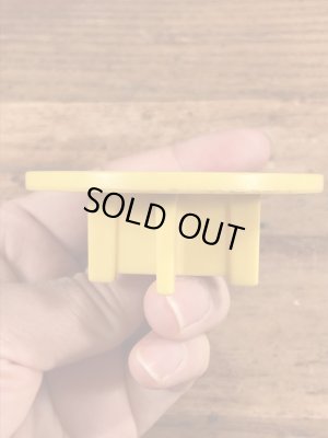 80年代頃のフィッシャープライス社製のテーブルとベンチ