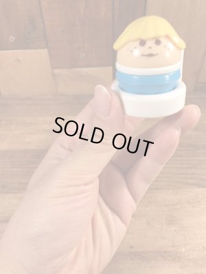 90年代頃のフィッシャープライス社製のビンテージのイス