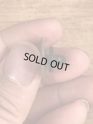 80〜90年代頃の企業物のビンテージピンバッジ