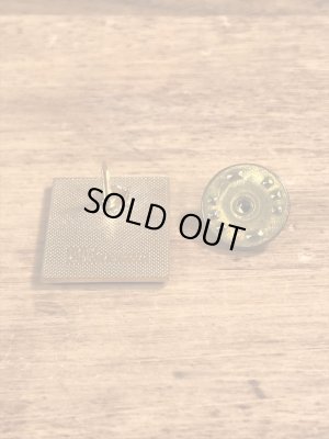 80年代頃のオリンピックのビンテージピンバッジ