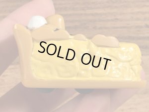 80年代頃のバーガーキングのアップルパイのヴィンテージハッピーミール