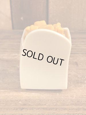 80年代頃のバーガーキングのポテトのビンテージミールトイ