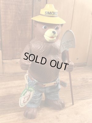 70年代頃のスモーキーベアのビンテージフィギュア