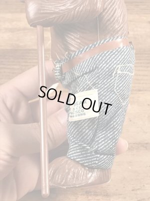 70年代頃のDakin社製のスモーキーベアのヴィンテージフィギュア