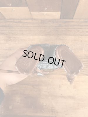 70年代頃のDakin社製のスモーキーベアのヴィンテージフィギュア