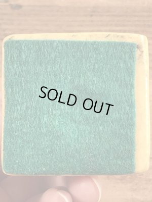 70年代頃のWallace Berrie社製の動物のヴィンテージメッセージドール