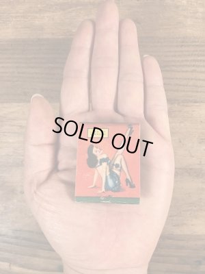 40〜50’sのピンナップガールのヴィンテージマッチブック