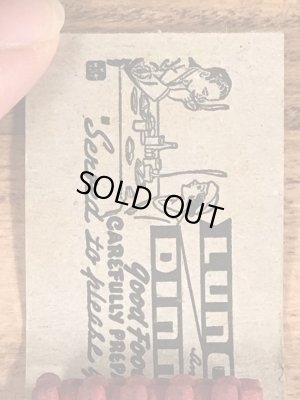 40〜50年代頃のピンナップガールのビンテージマッチブック