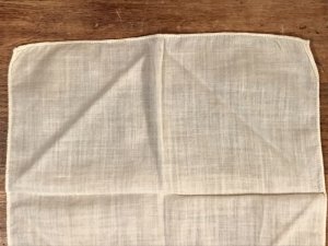 50’sのゾウの刺繡が入ったヴィンテージの子供用ハンカチ