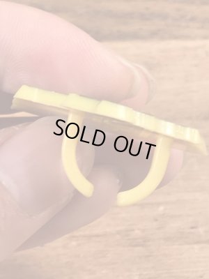 80年代頃のマクドナルドのハンバーグラーのビンテージの指輪