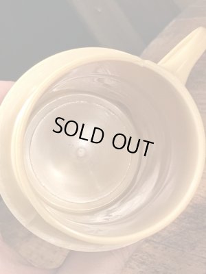 50~60年代頃の企業キャラクターのミスターピーナッツのビンテージのマグカップ