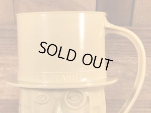 50~60年代頃の企業キャラクターのミスターピーナッツのビンテージのマグカップ