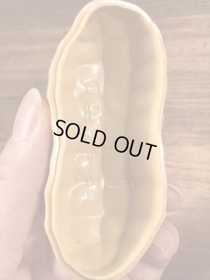 50~60’sのアドバタイジングキャラクターのミスターピーナッツのヴィンテージの入れ物