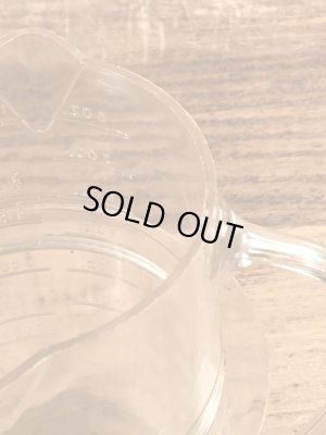 50~60年代頃のアドバタイジングキャラクターのミスターピーナッツのビンテージの計量マグカップ