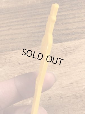 70年代頃のアドバタイジングキャラクターのミスターピーナッツのビンテージのバターナイフ