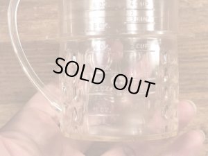 50~60’sの企業キャラクターのミスターピーナッツのヴィンテージの計量マグカップ