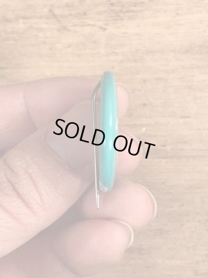 70年代頃のスマイルフェイスのビンテージの缶バッジ