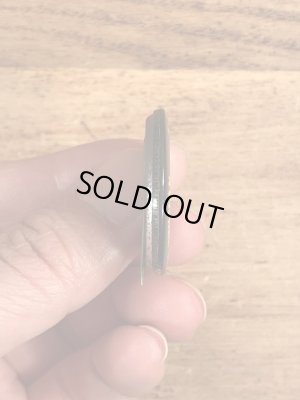 70年代頃のハイスクールのスマイルフェイスが描かれたビンテージの缶バッジ