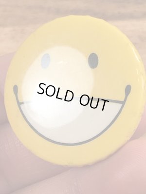 70’sのスマイルフェイスのヴィンテージの缶バッチ