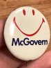 70年代頃のMcGovernのスマイルフェイスのビンテージの缶バッジ