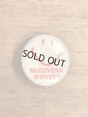 70年代頃の選挙時のスマイルが描かれたビンテージの缶バッジ