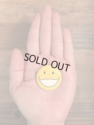 70年代頃のスマイルのビンテージの缶バッジ