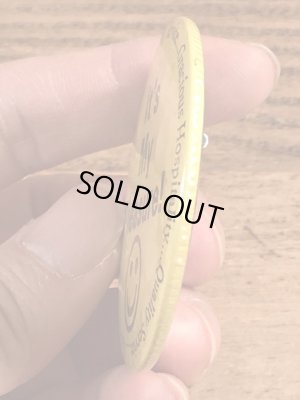 70年代頃の企業物のスマイルのビンテージの缶バッチ