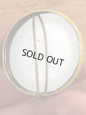 70年代頃のPeople Above Politicsのスマイルのビンテージの缶バッジ