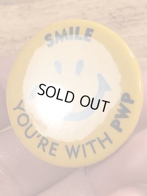 70’sの企業物のスマイルフェイスのヴィンテージの缶バッチ