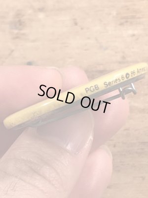 80’sのメッセージとスマイルが描かれたヴィンテージの缶バッジ