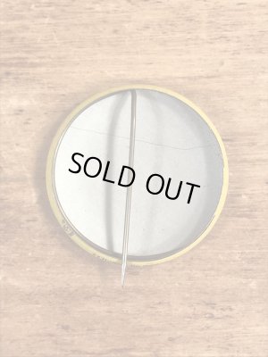 70’sのPeople Above Politicsのスマイルフェイスのヴィンテージの缶バッチ