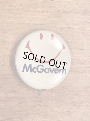 70年代頃のMcGovernのスマイルフェイスのビンテージの缶バッジ