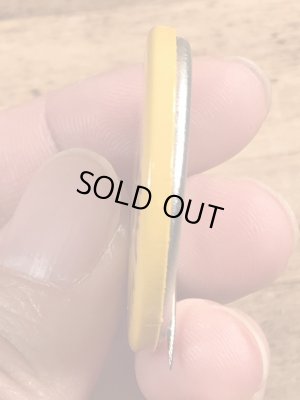 70年代頃の企業物のスマイルのビンテージの缶バッジ