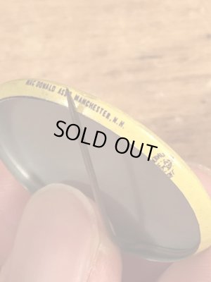 70’sのPeople Above Politicsのスマイルフェイスのヴィンテージの缶バッチ