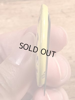 70年代頃のPeople Above Politicsのスマイルのビンテージの缶バッジ