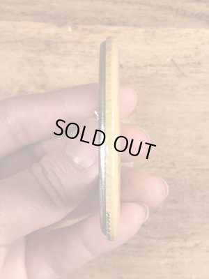 70年代頃の企業物のスマイルのビンテージの缶バッジ