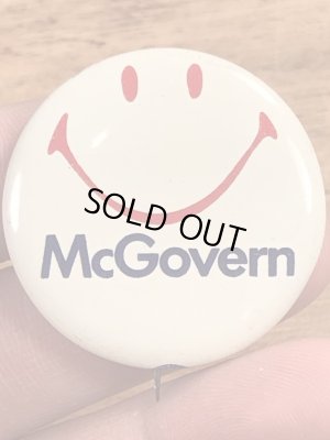 70年代頃のMcGovernのスマイルフェイスのビンテージの缶バッジ