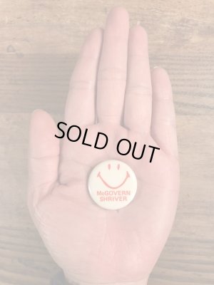 70年代頃の選挙時のスマイルのビンテージの缶バッジ