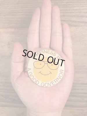 80年代頃の選挙時のスマイルのビンテージの缶バッチ